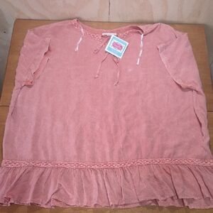 Easel Dusty Pink Lace Blouse